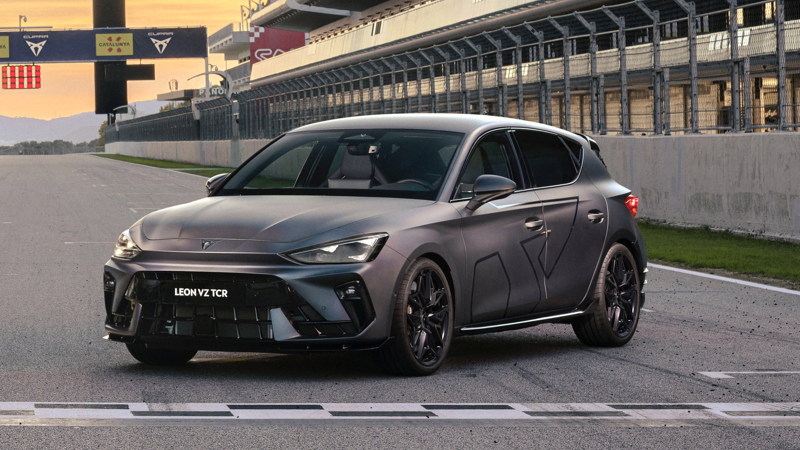 Cupra Leon VZ TCR - front