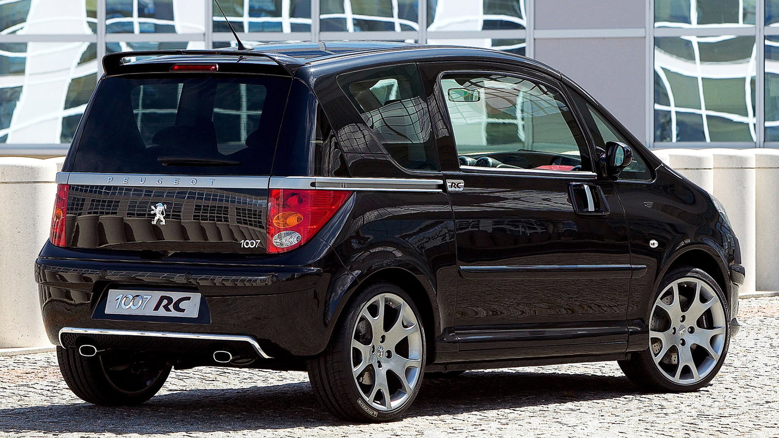 Peugeot 1007, rear 3/4