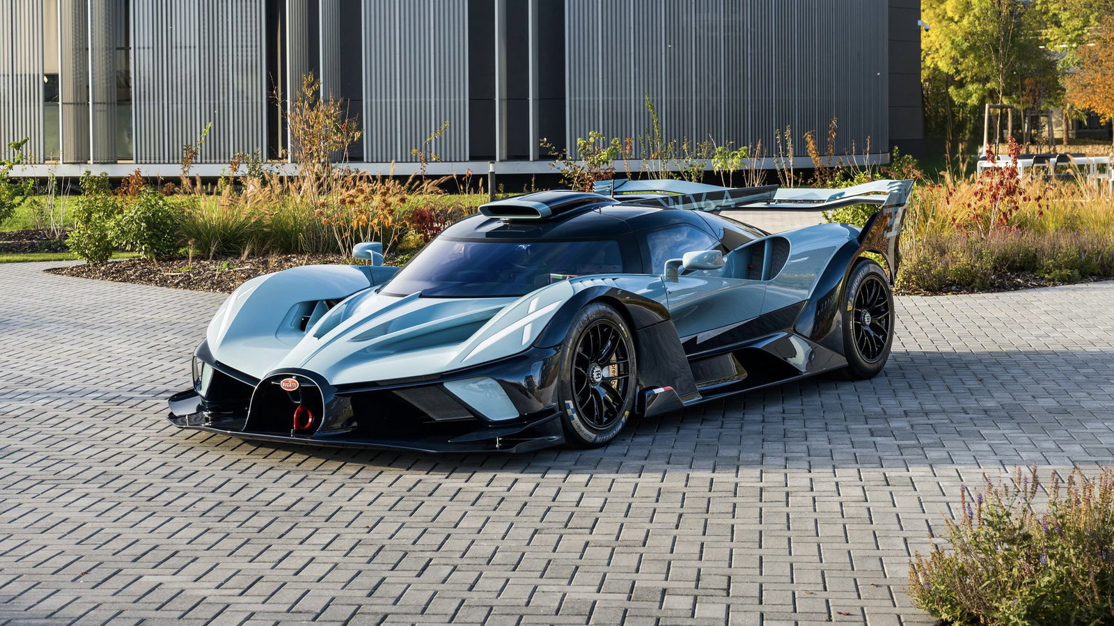 Final Bugatti Bolide - front