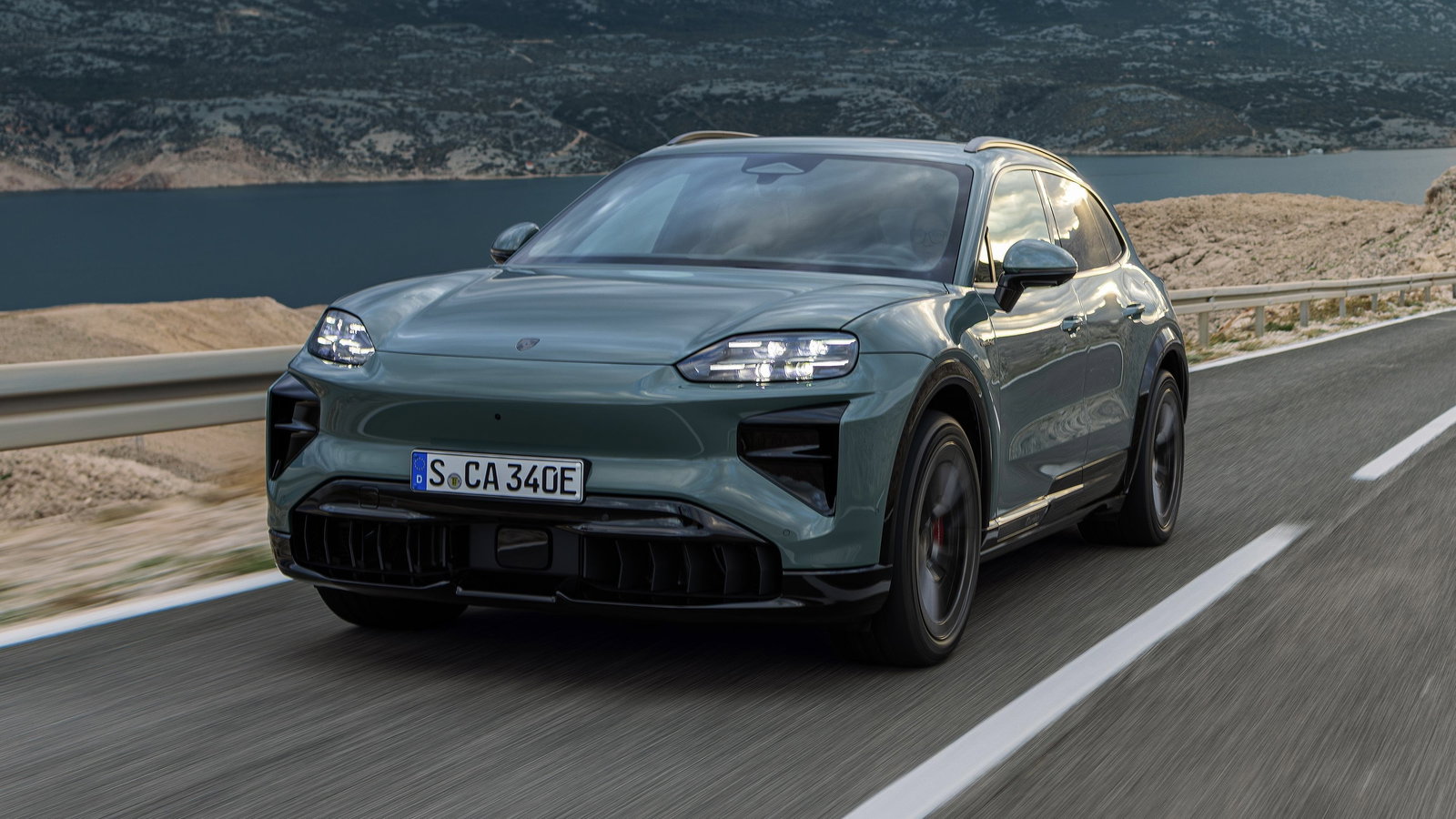 Porsche Cayenne EV - front