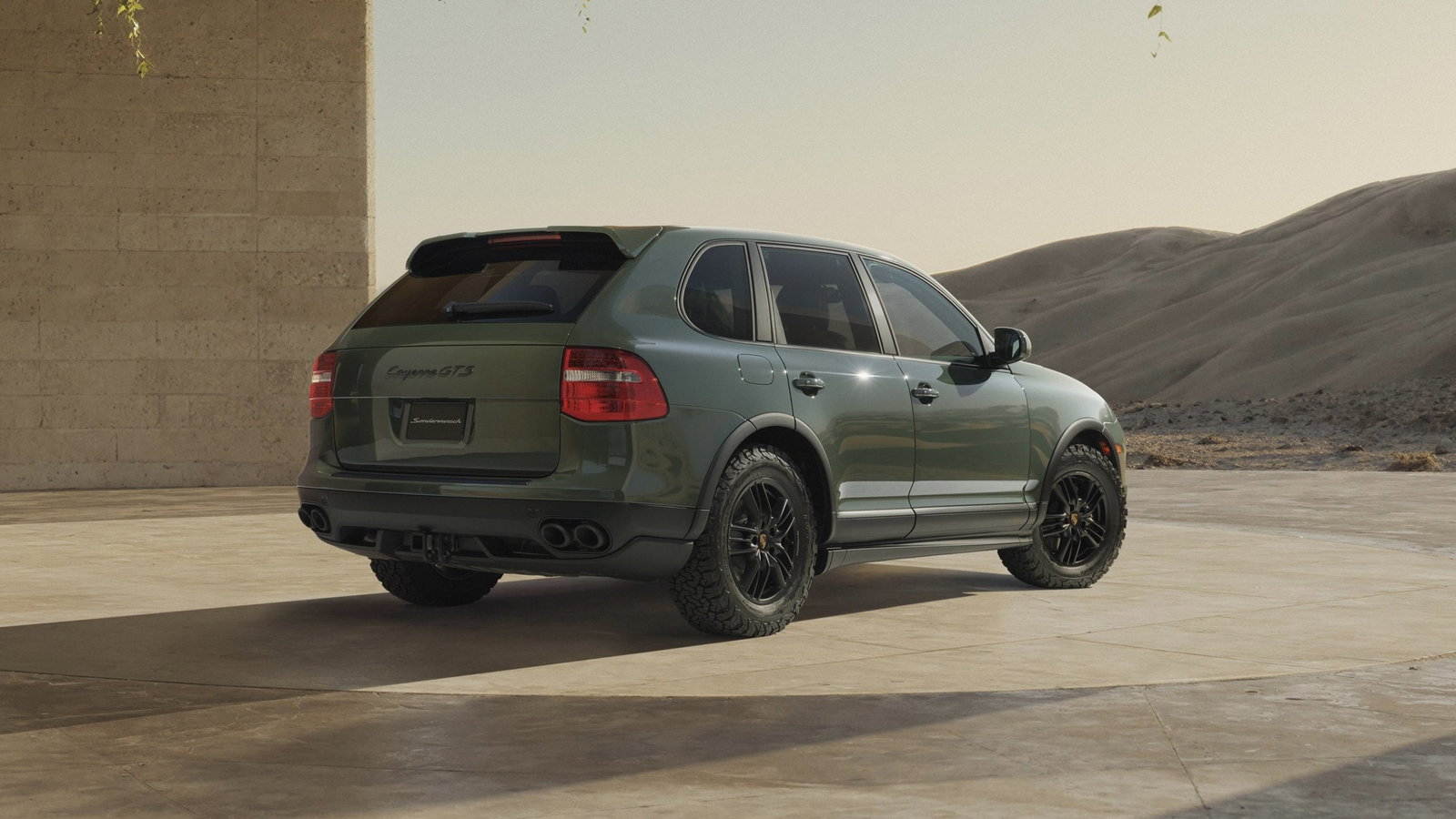 Sonderwunsch-restored Porsche Cayenne GTS - rear