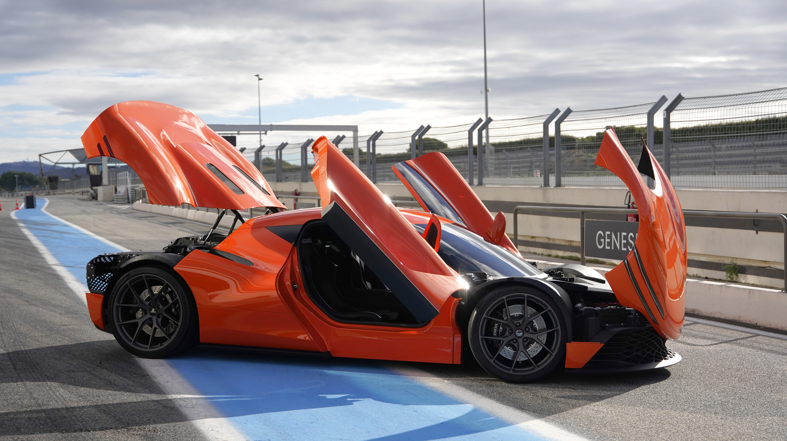 Genesis Magma GT Concept - front