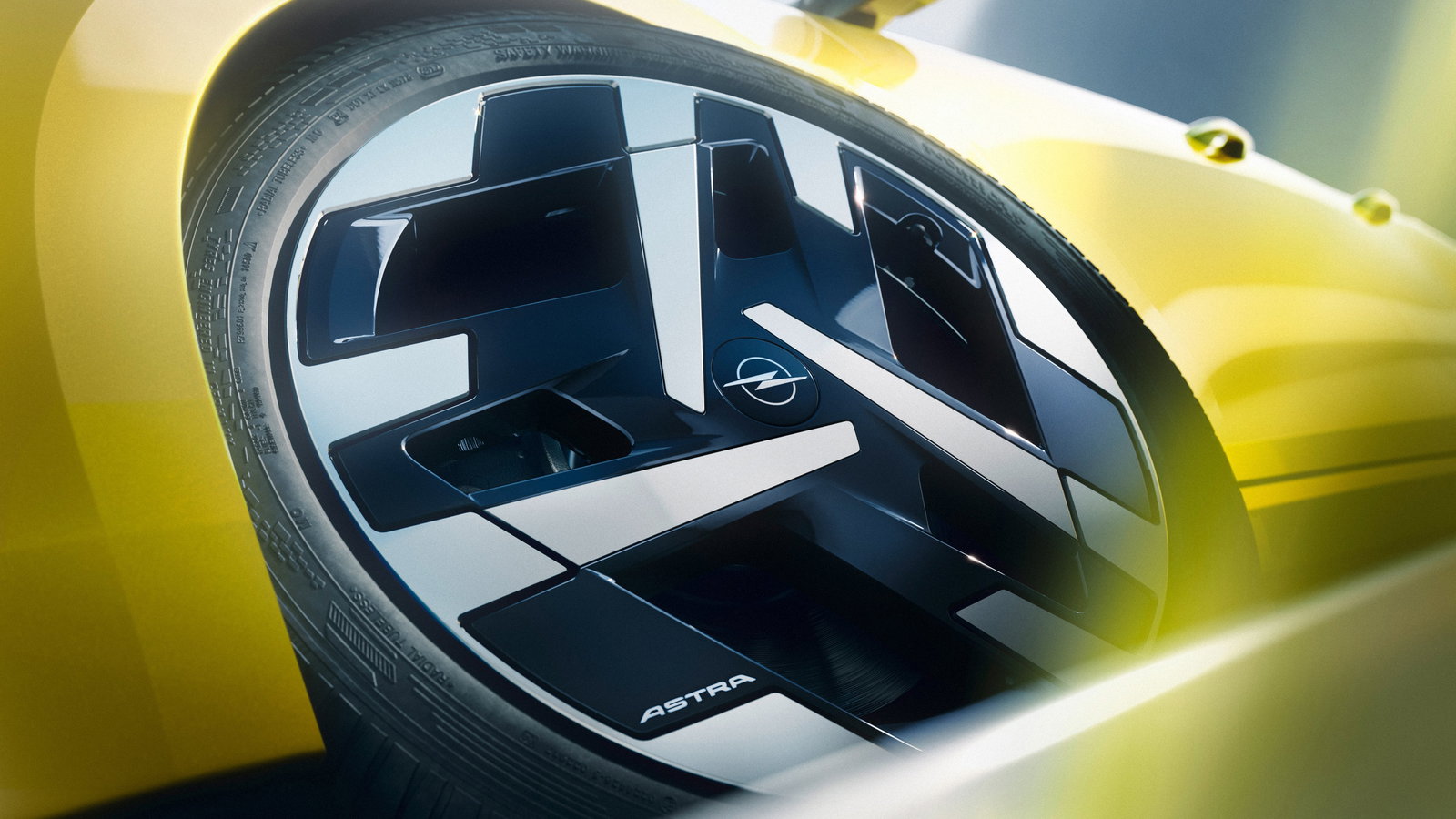 Opel Astra facelift teaser - wheel