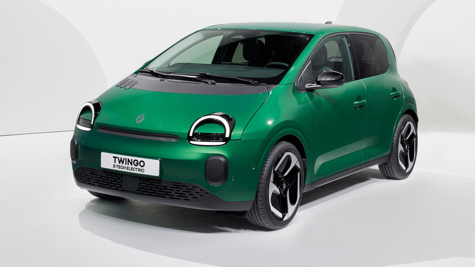 The New Renault Twingo Is Here, And It's Adorable | CarThrottle