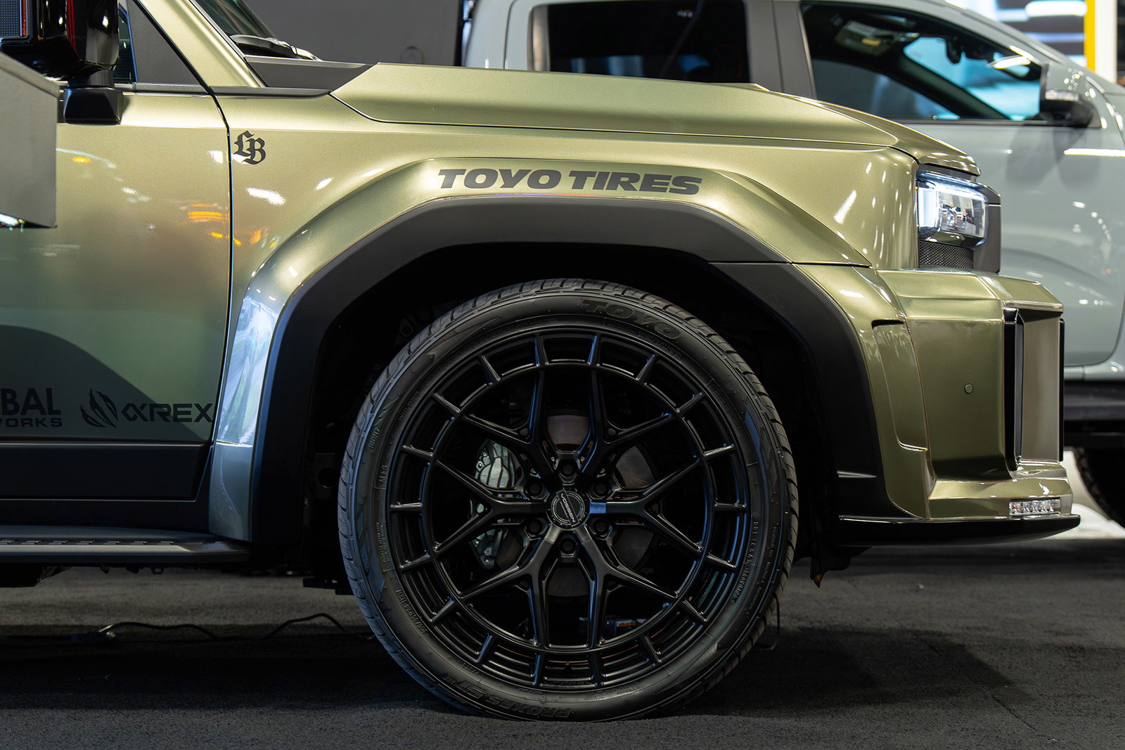 Liberty Walk Toyota Land Cruiser - detail