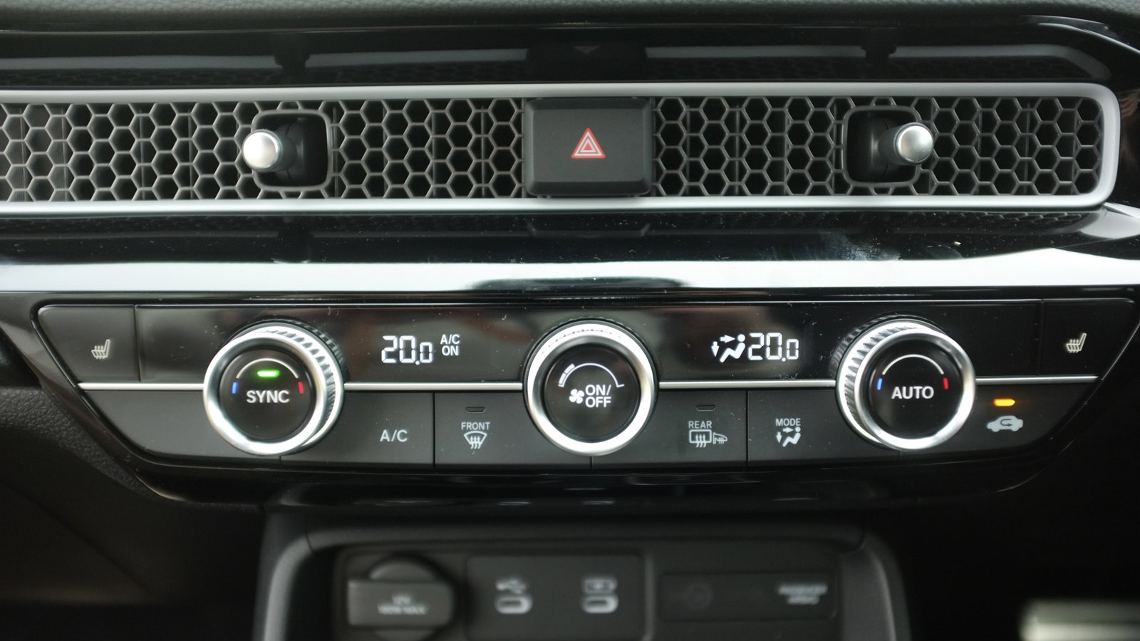 Honda Civic Hybrid - interior detail