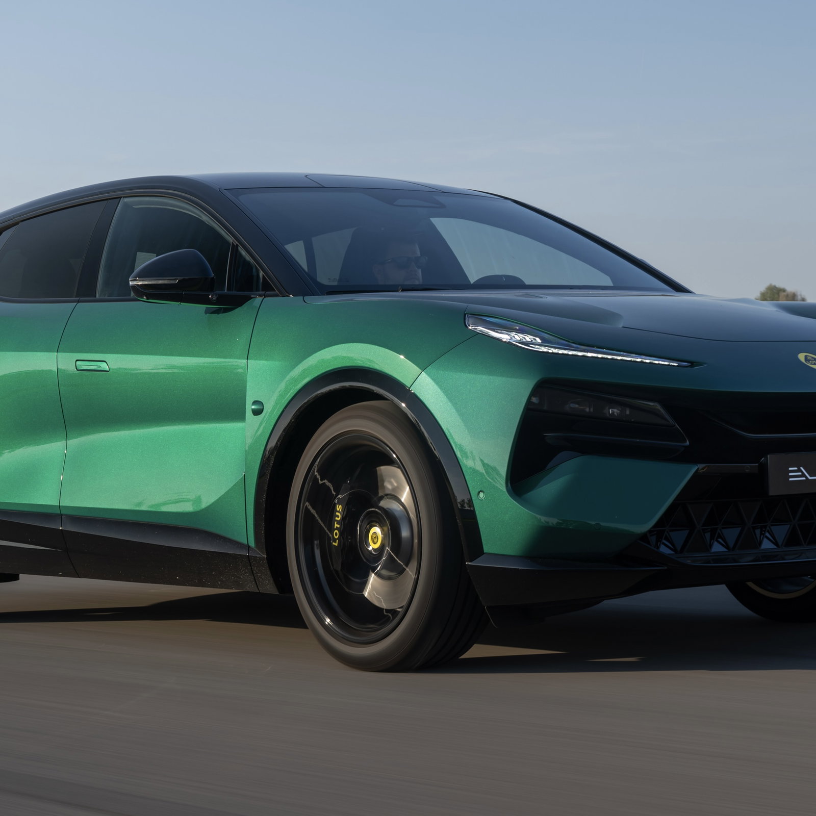 Lotus Eletre - front