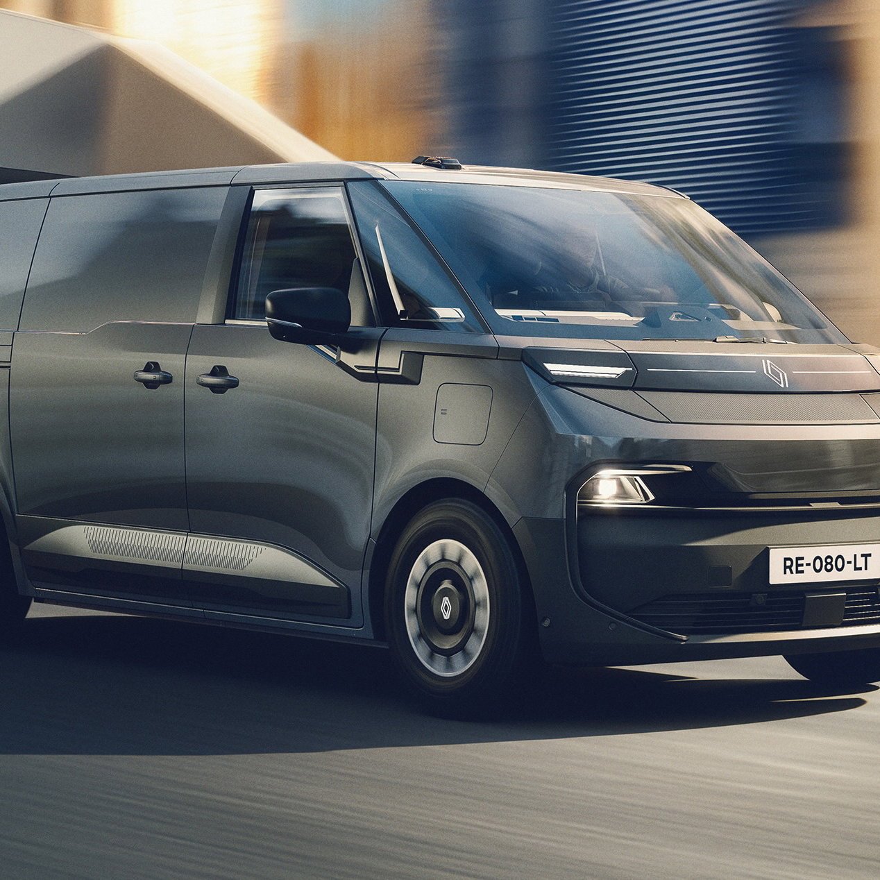 Renault Trafic E-Tech - front