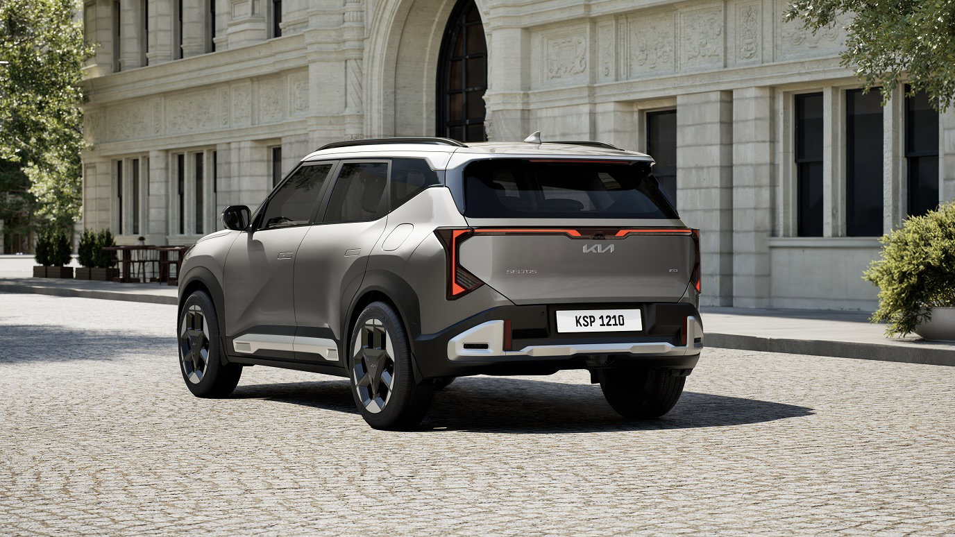 Kia Seltos - rear