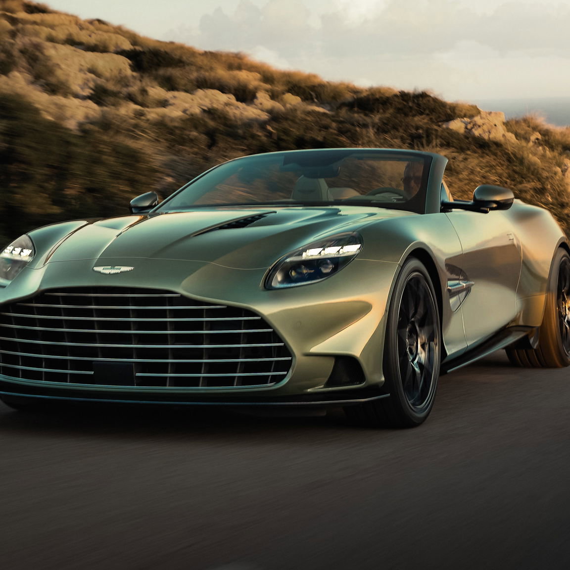 Aston Martin Vanquish Volante