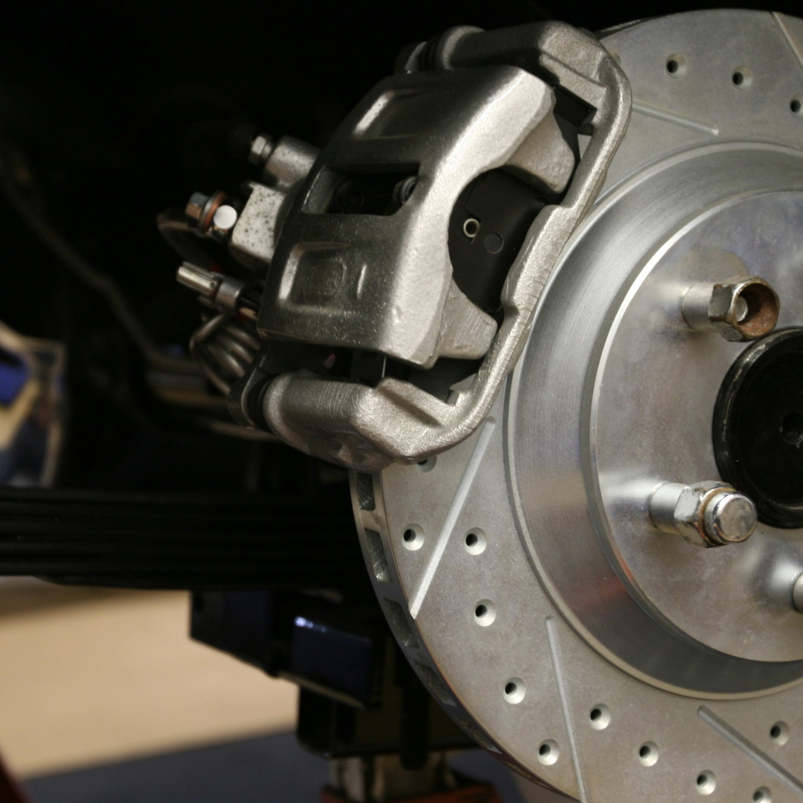 5 Essential Winter Car Battery Maintenance Products