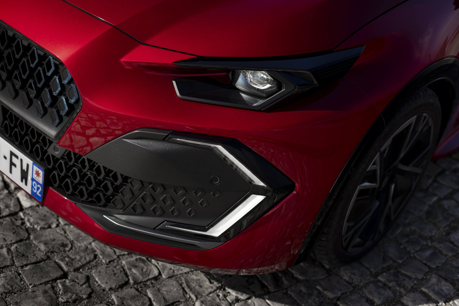 Renault Clio Mk6 - front detail