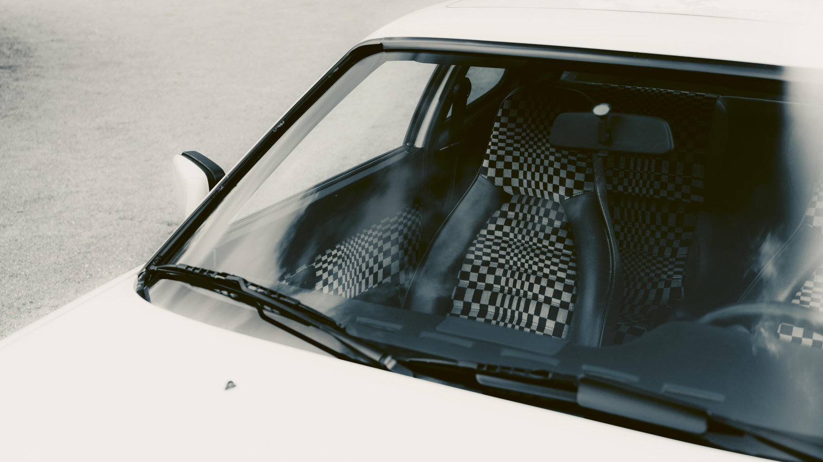 Porsche 911 with Pasha seats