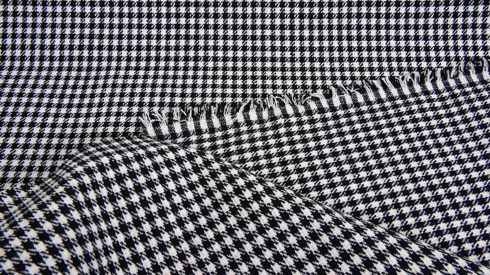 Porsche Pepita fabric