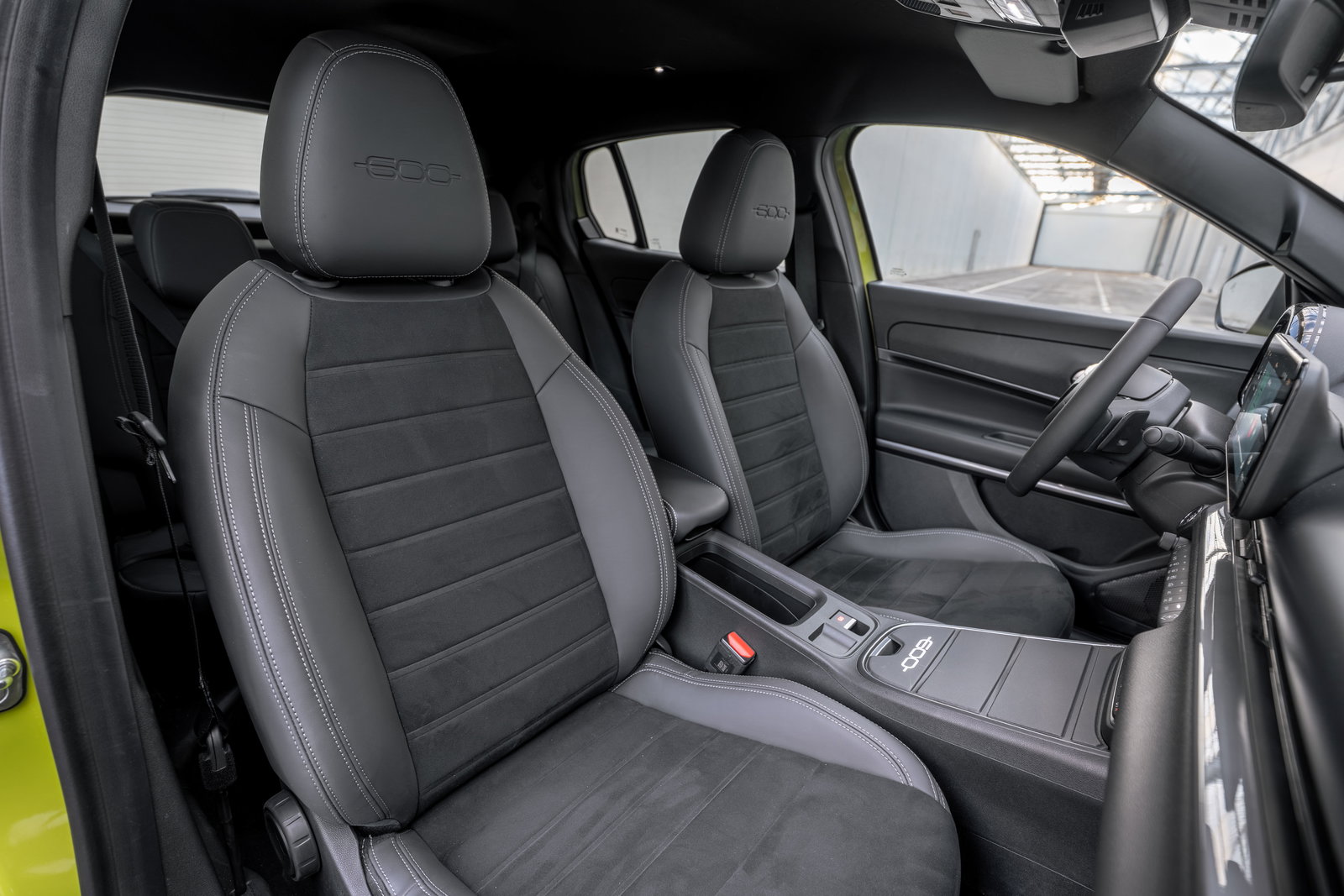 Fiat 600 Sport - interior