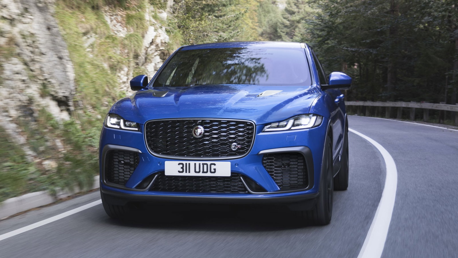 Jaguar F-Pace SVR
