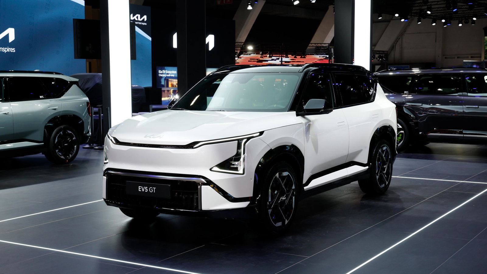 The Kia EV5 GT