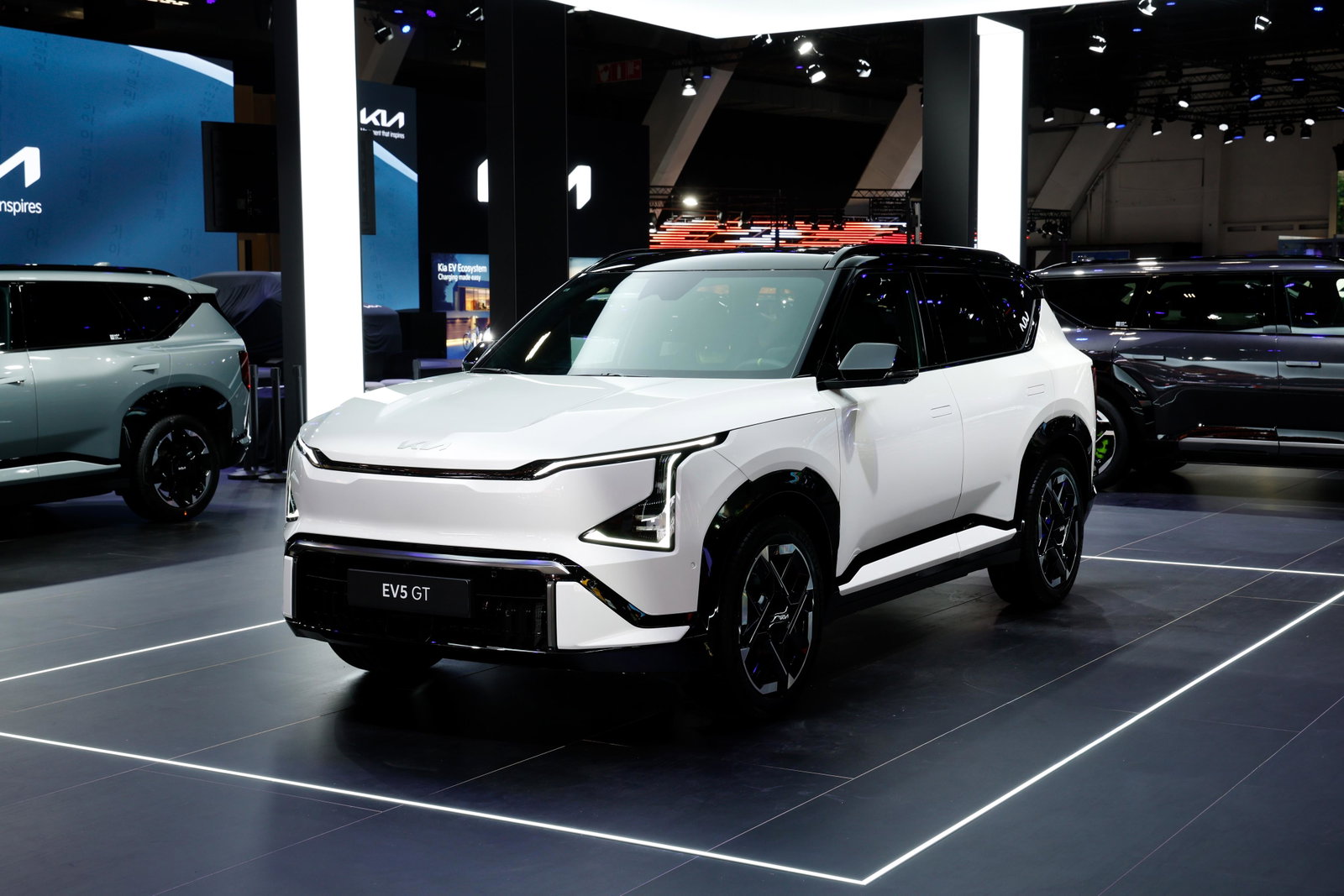The Kia EV5 GT