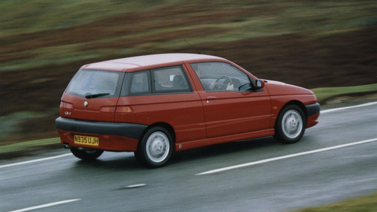 Alfa Romeo 145