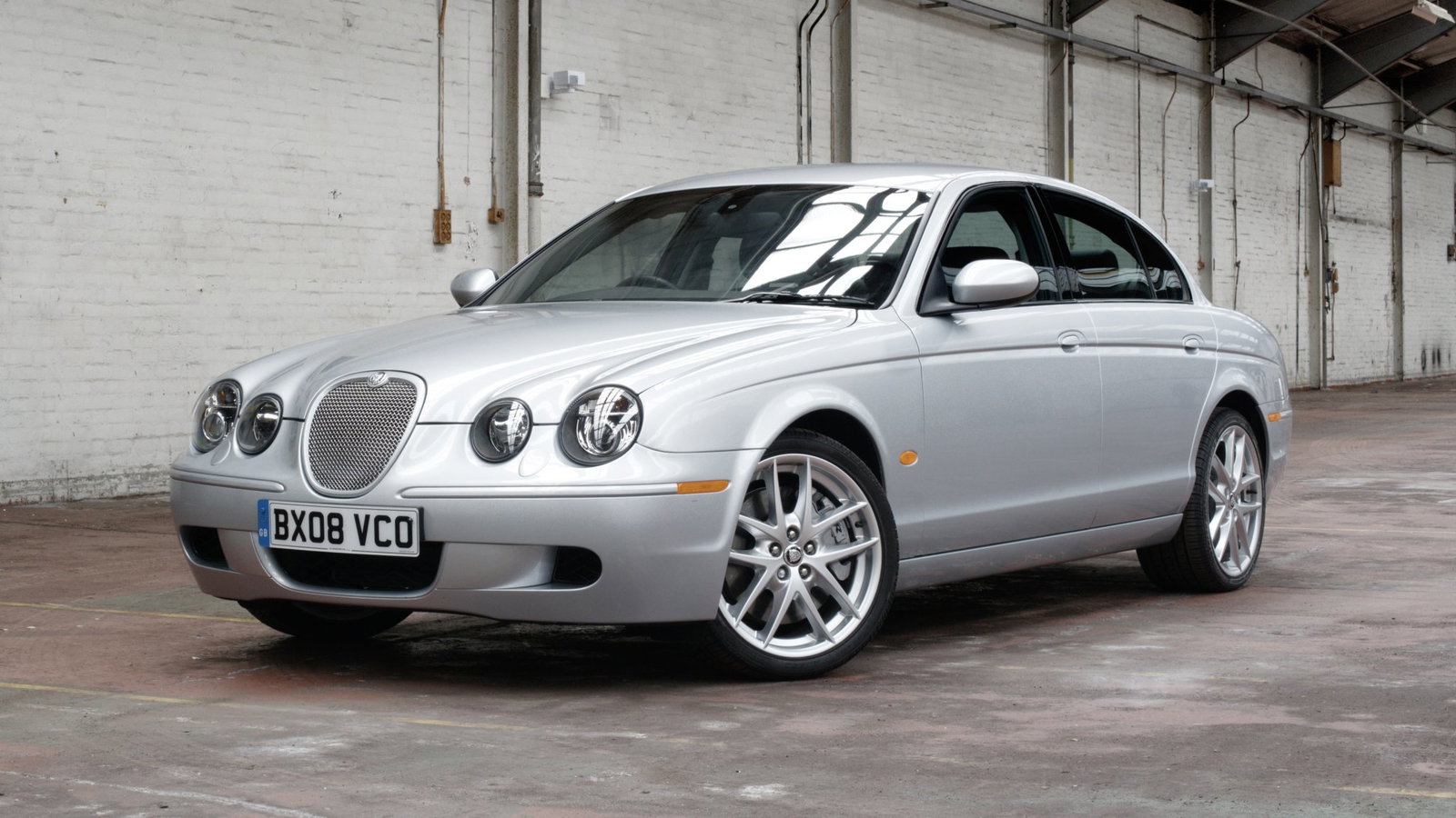 Jaguar S-Type R