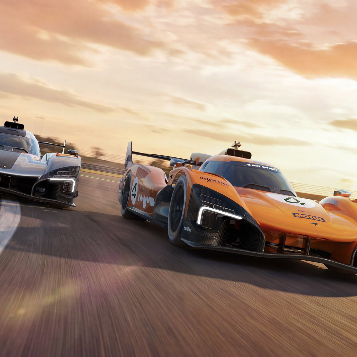 McLaren MCL-HY GTR and MCL-HY - front