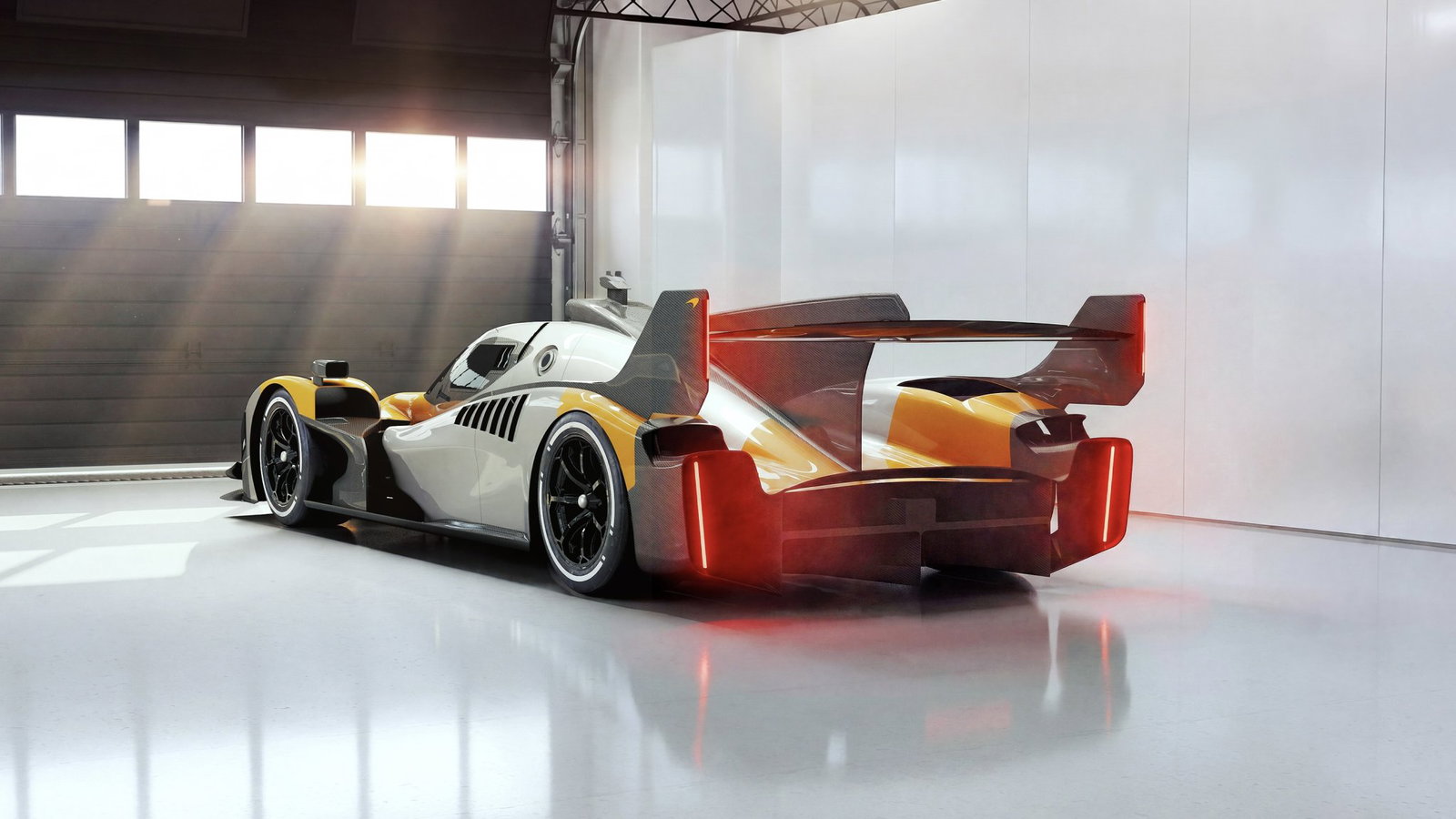 McLaren MCL-HY GTR - rear