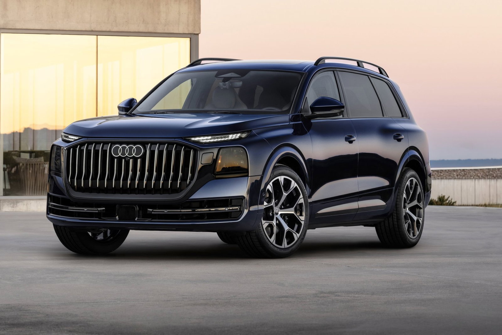 Audi Q9 - front
