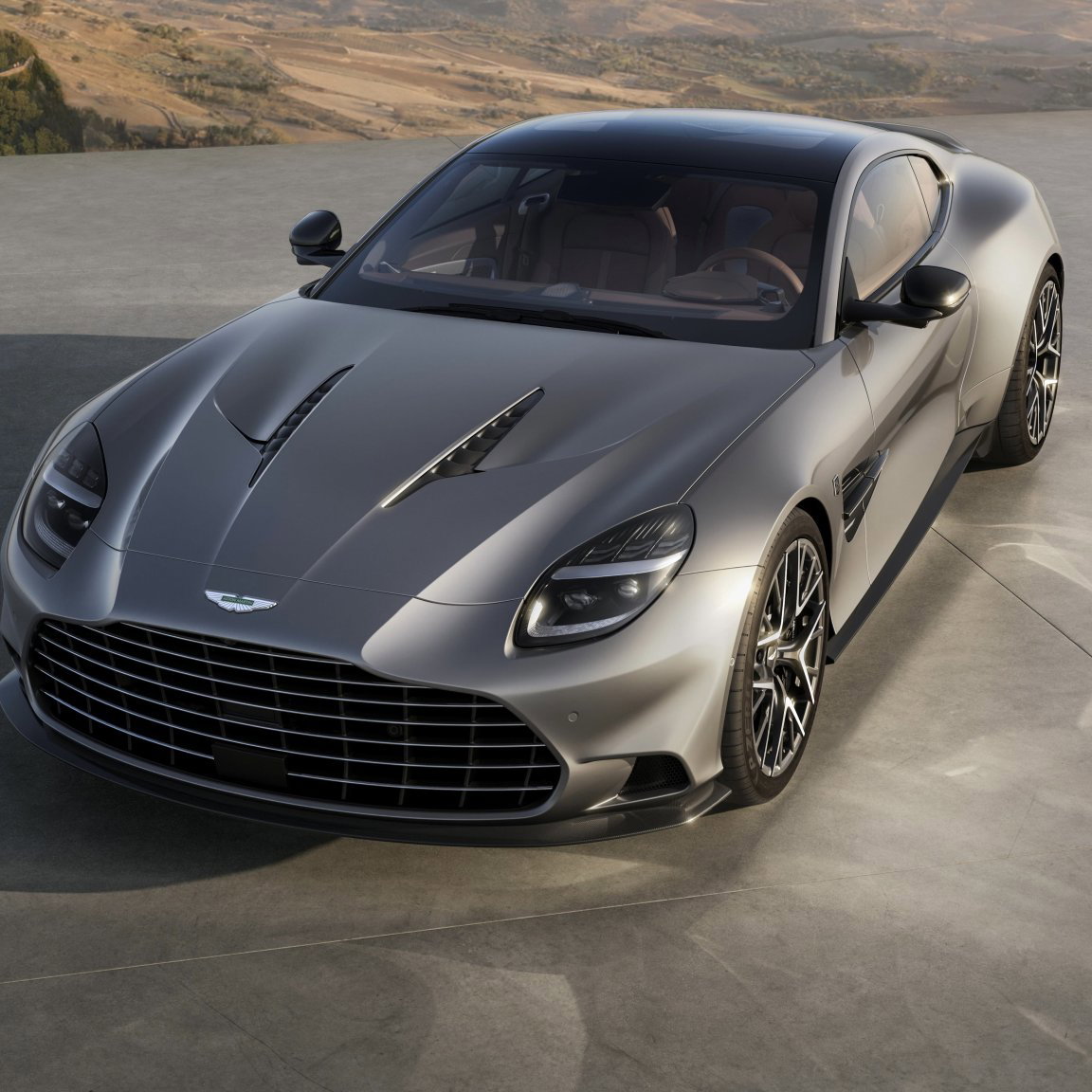 Aston Martin Vanquish 25 - front