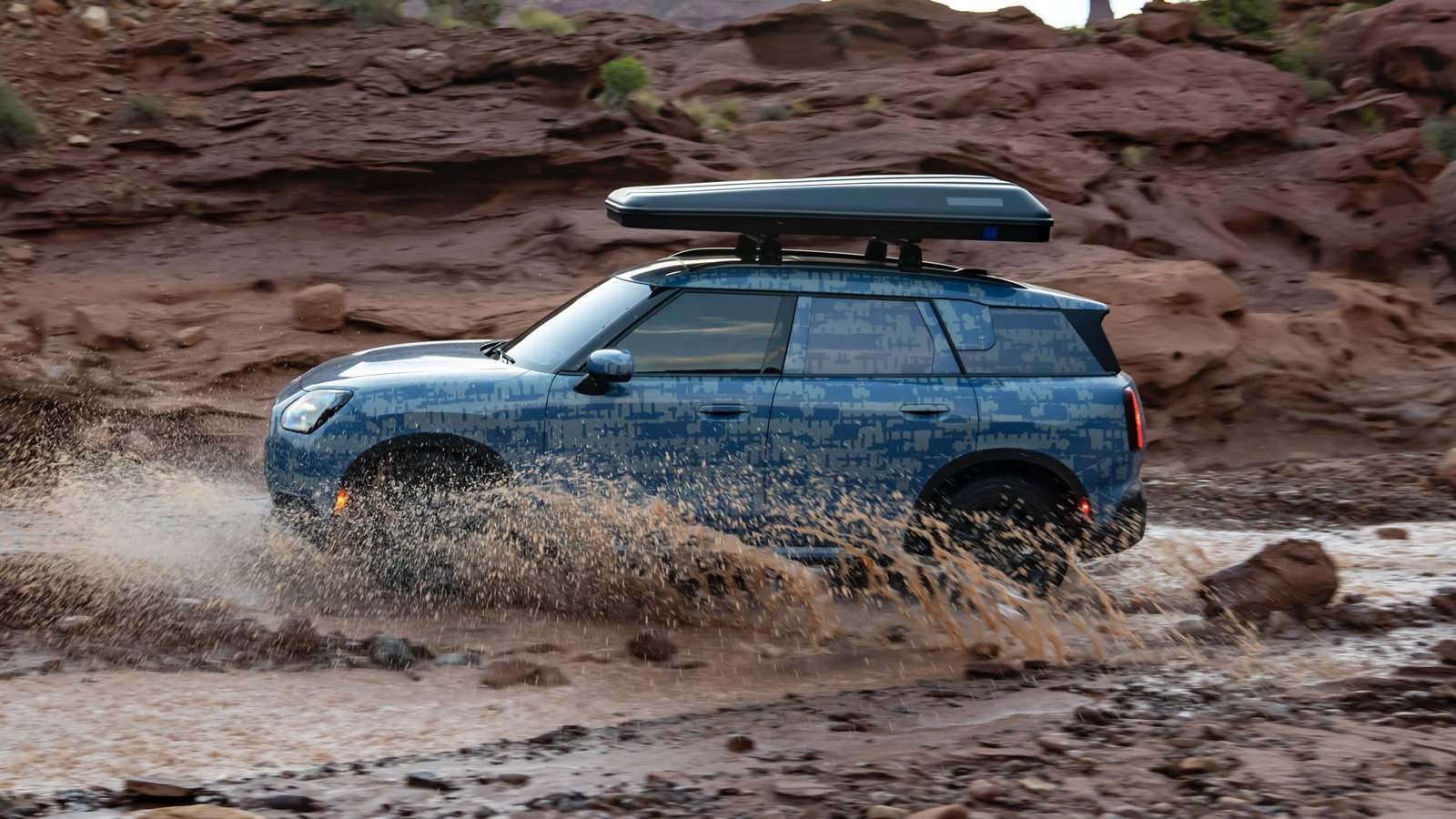 Mini Countryman off-road prototype - side