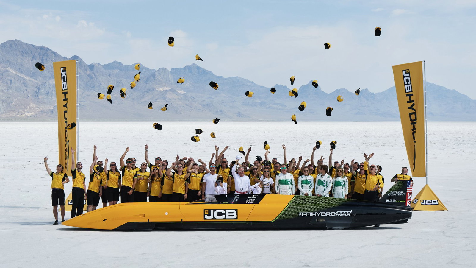 JCB team with the JCB Hydromax