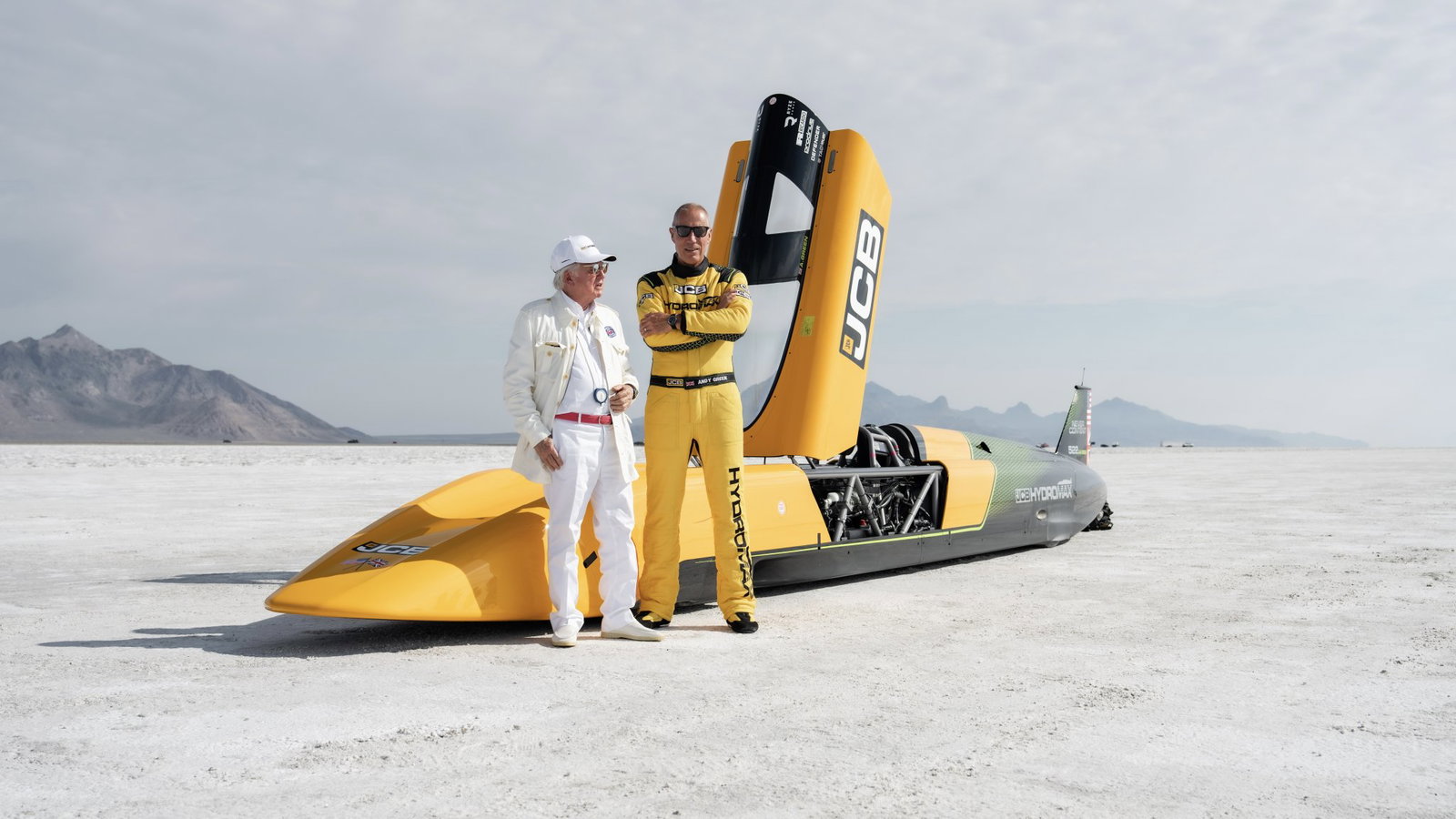 Anthony Bamford and Andy Green with the JCB Hydromax