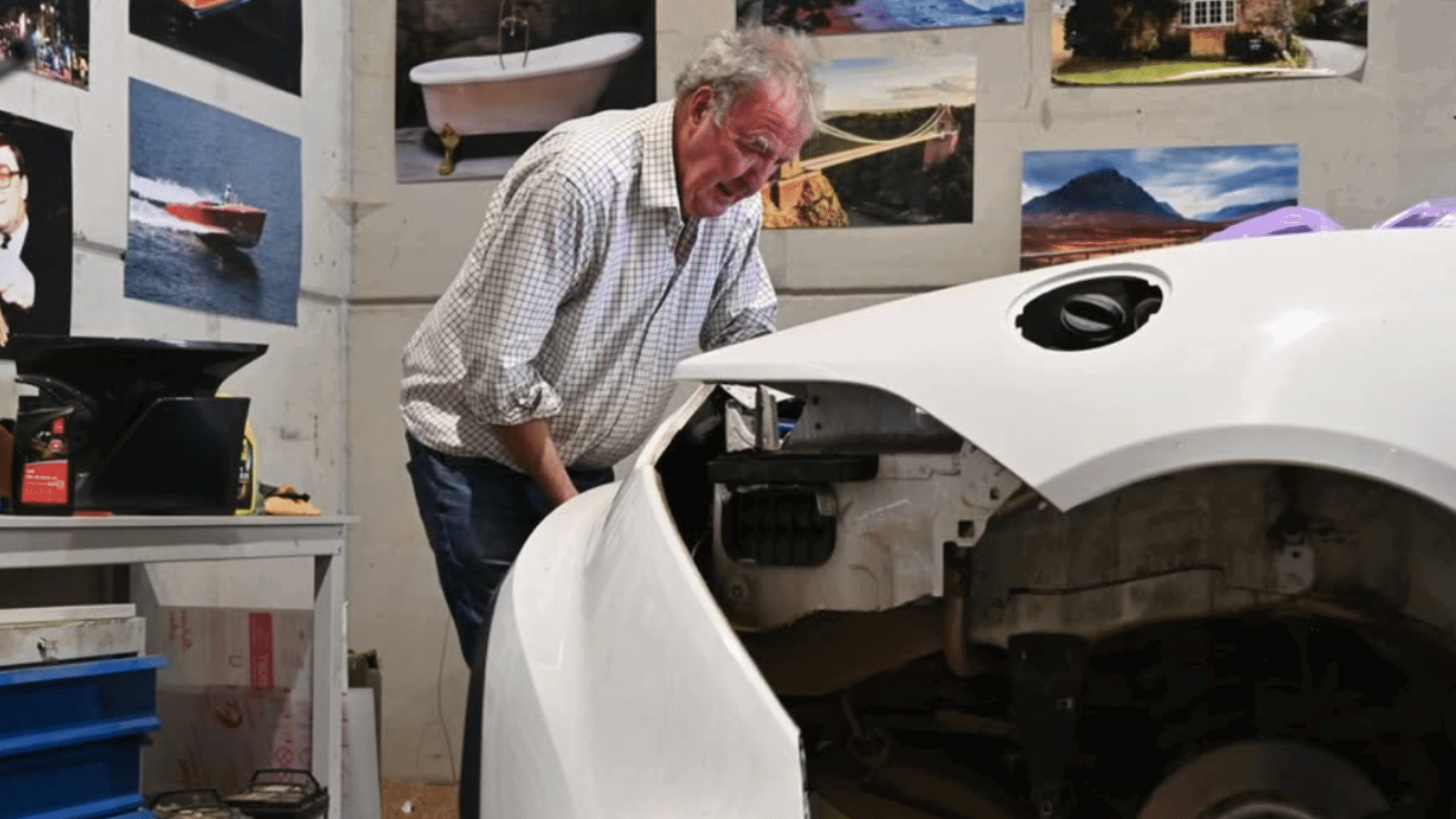 carthrottle.com - Car Throttle - Jeremy Clarkson is making a special car-themed episode of Clarkson's Farm