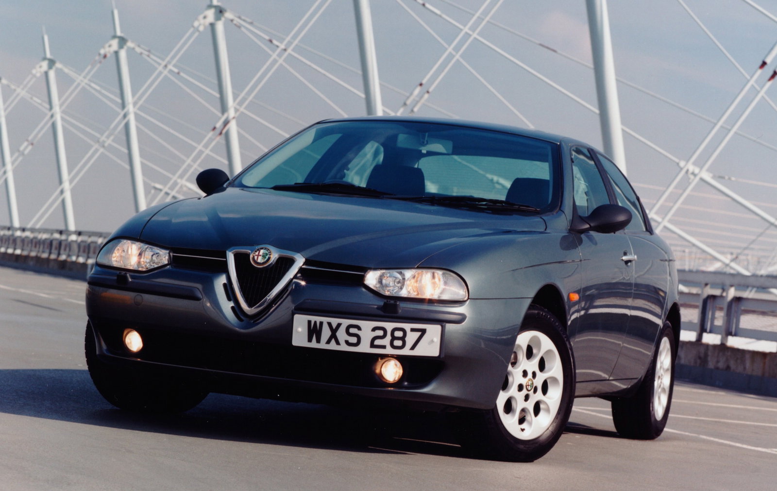 What It's Like To Fly Off The Pikes Peak Hill Climb In A 700hp Nissan GT-R
