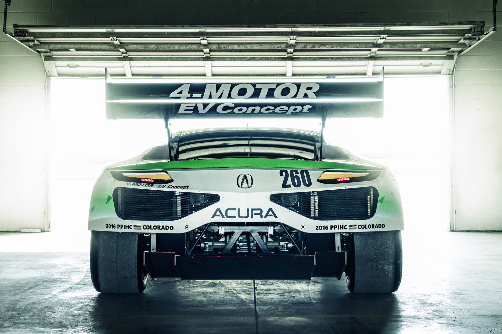 The Acura EV Concept Is The NSX's Pikes Peak-Bashing Electric Cousin