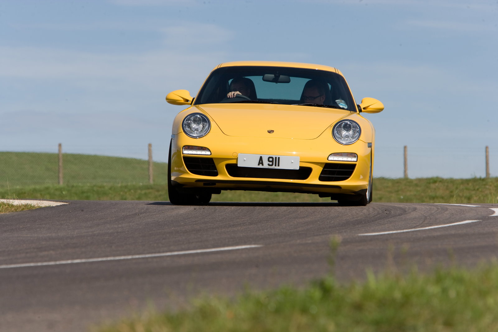 How To Nail The Perfect Heel And Toe Downshift