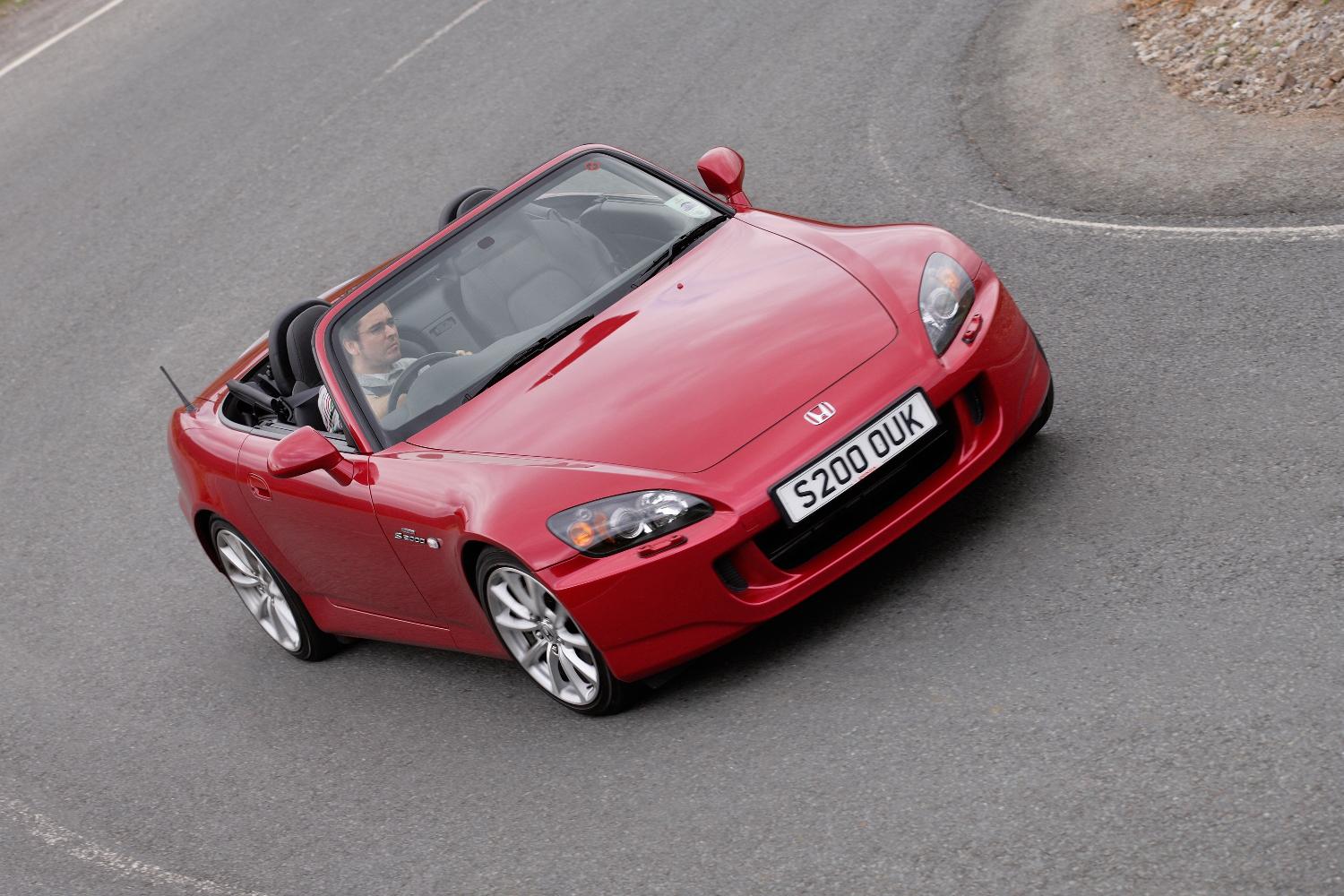 10 Manual Gear Shifts We've Fallen In Love With 