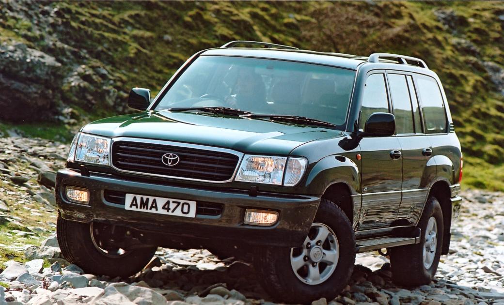 10 Cars That Offer The Ultimate Barge For Your Buck For £10k