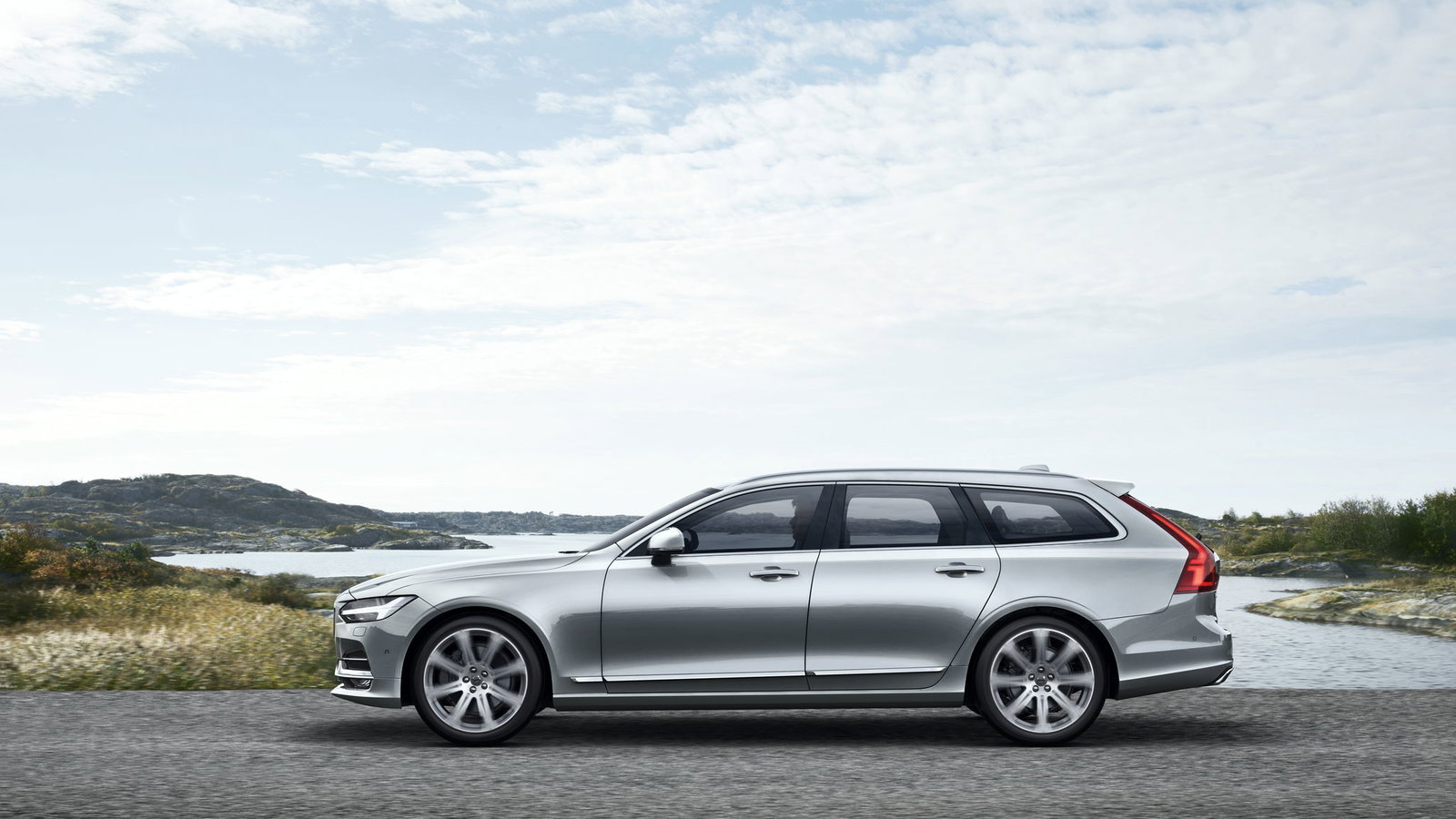 Say Hello To The New Volvo V90: Your New Favourite Wagon
