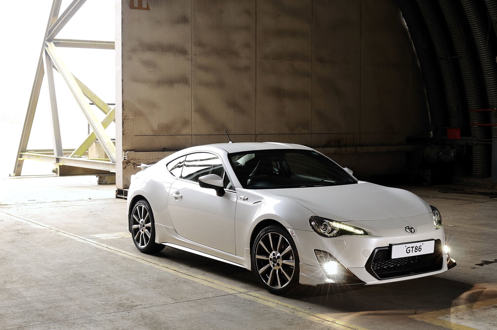 10 Cars That Deserve Lightweight Track Specials