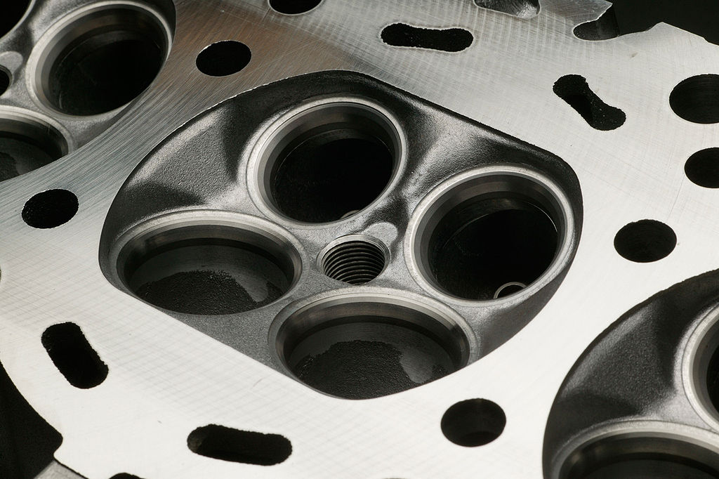 Engineering Explained: Why Some Engines Rev High And Their Benefits 