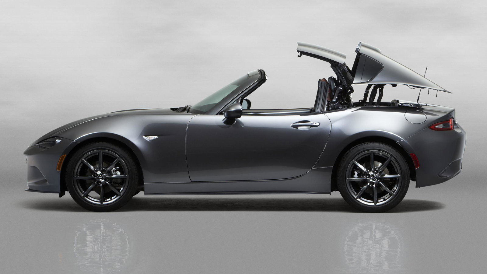 The Mazda MX-5 RF Is Like A Mini Porsche 911 Targa