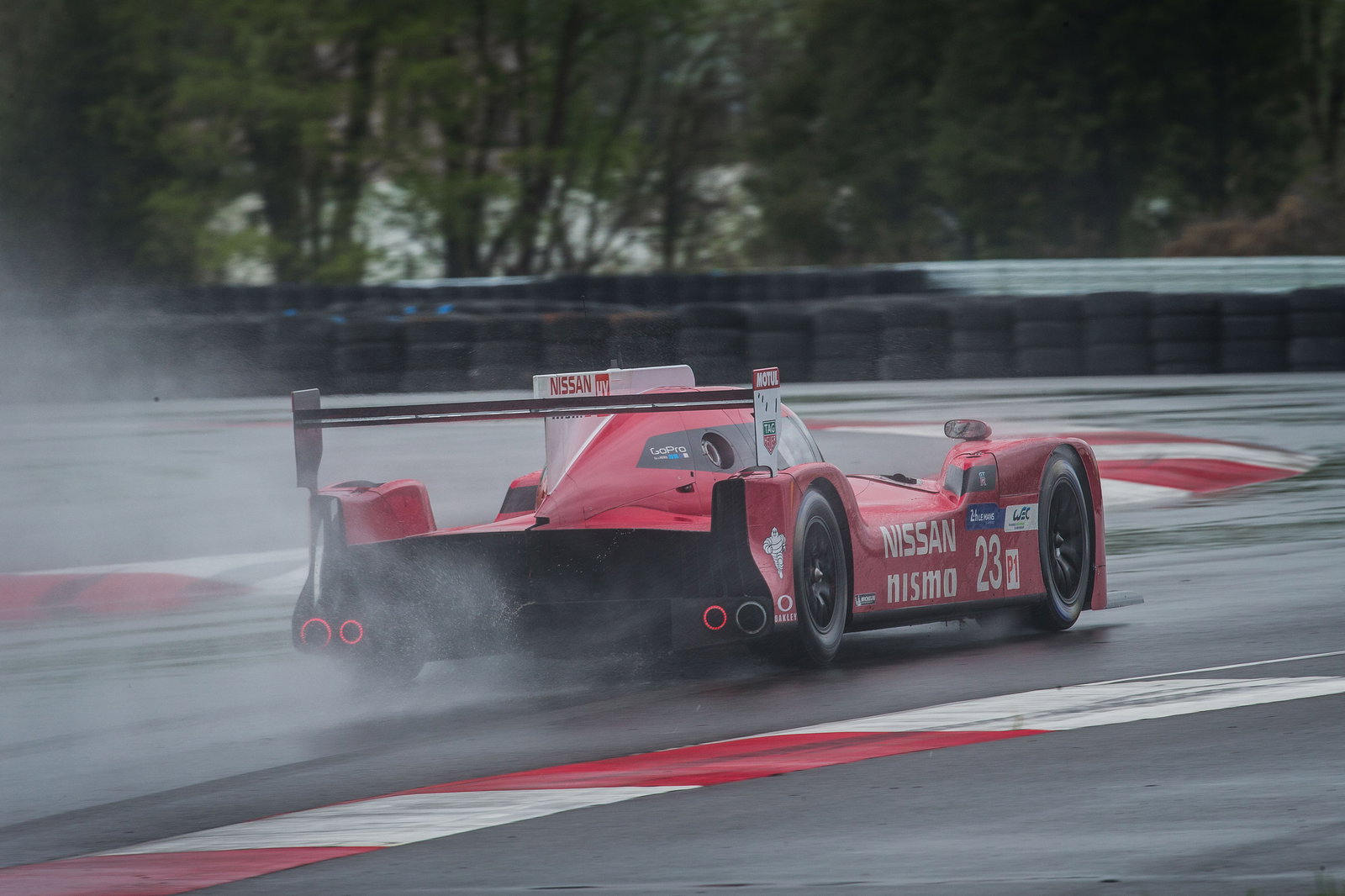 6 Reasons Why We're Giving This FWD Nissan Race Car Mad Respect 