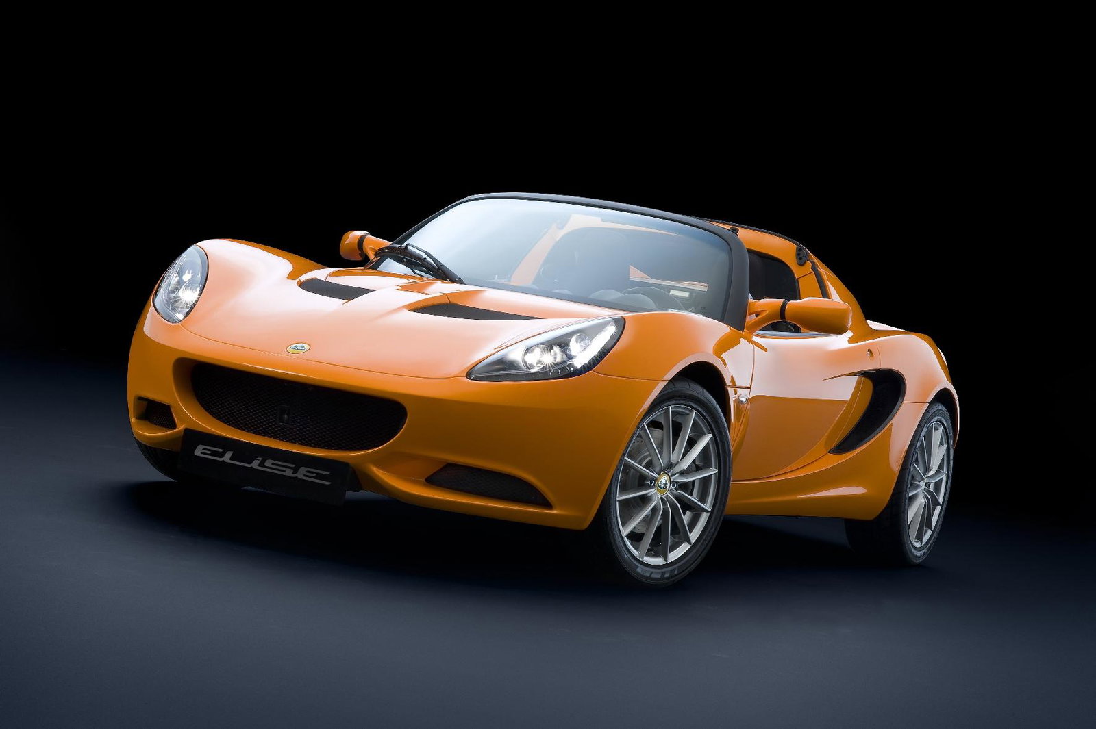 6 Reasons Why The Zenos E10 S Is The Best Sports Car You've Never Heard Of