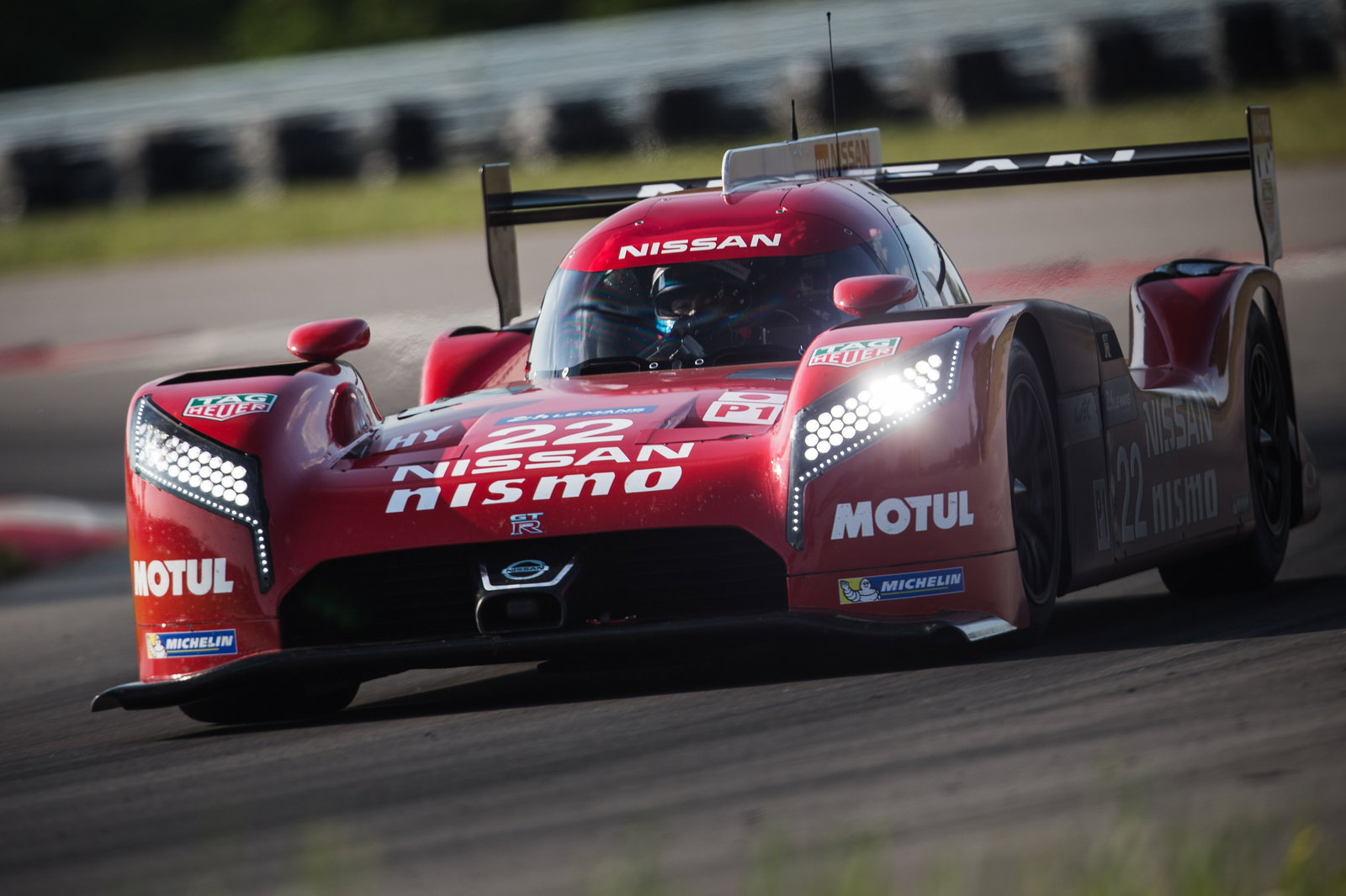 6 Reasons Why We're Giving This FWD Nissan Race Car Mad Respect 