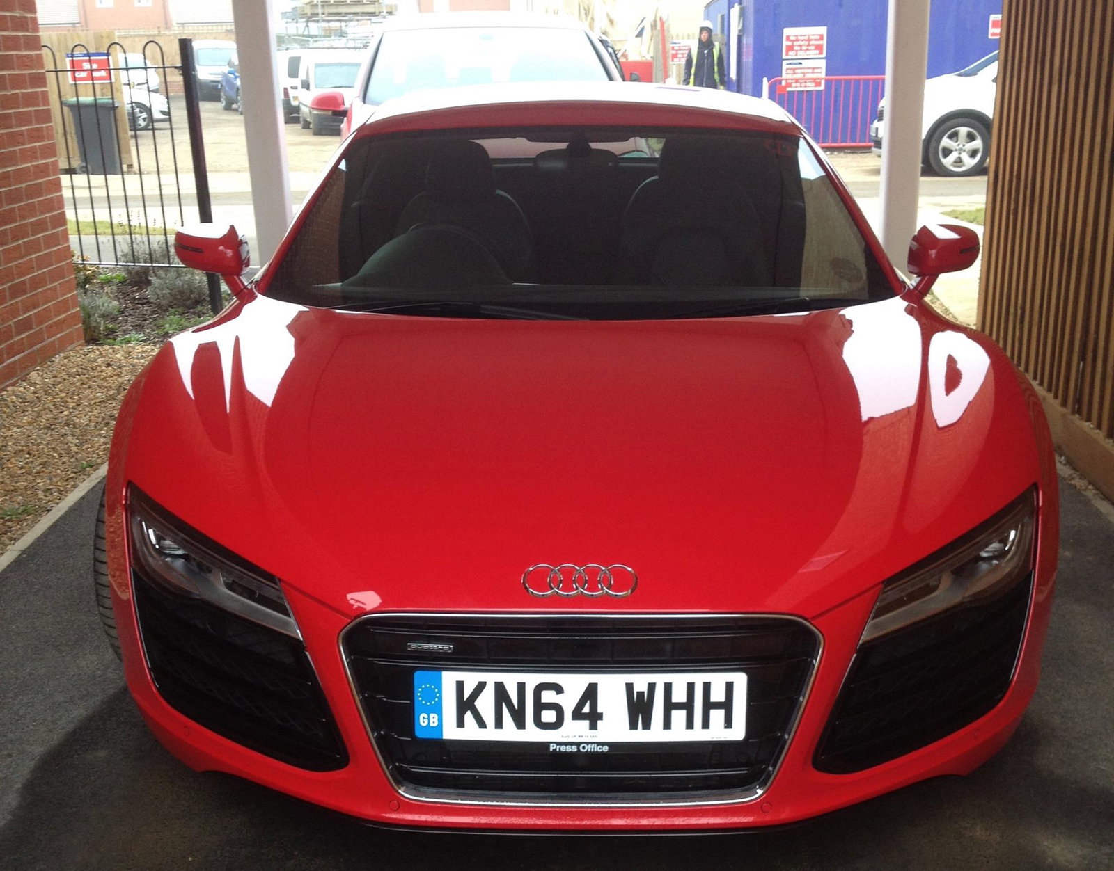 My Wife Started Going Into Labour In An Audi R8 