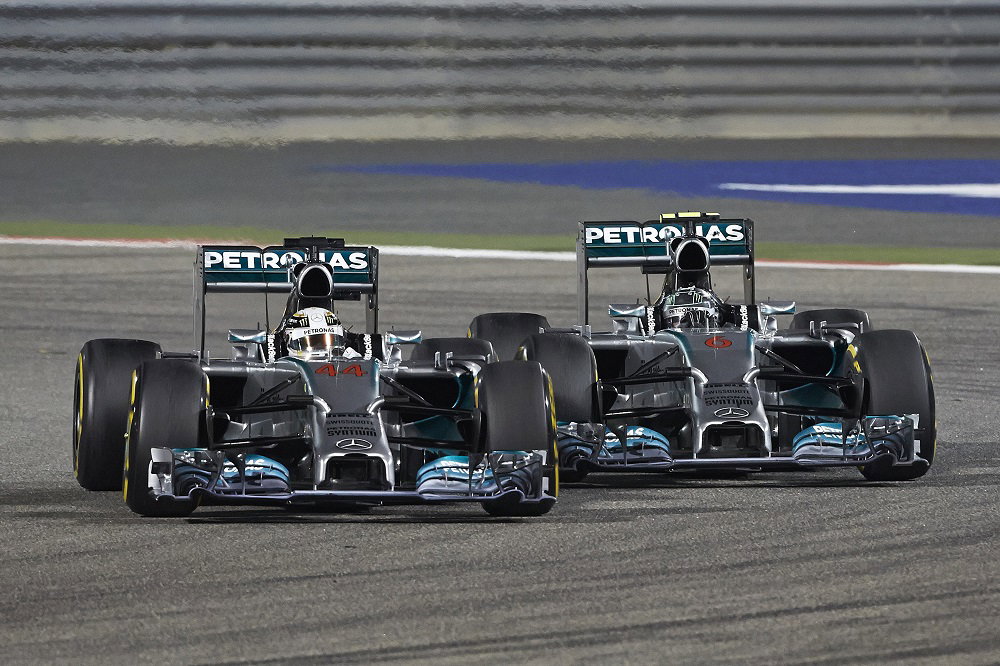 10 GIFs That Prove The 2014 Formula 1 Season Was The Best In Years