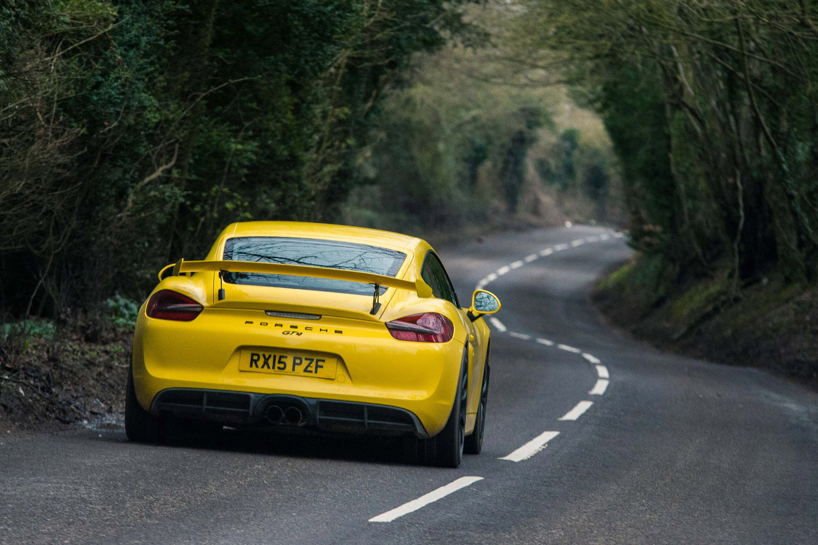 10 Things Petrolheads Do That Infuriate Non-Car Lovers