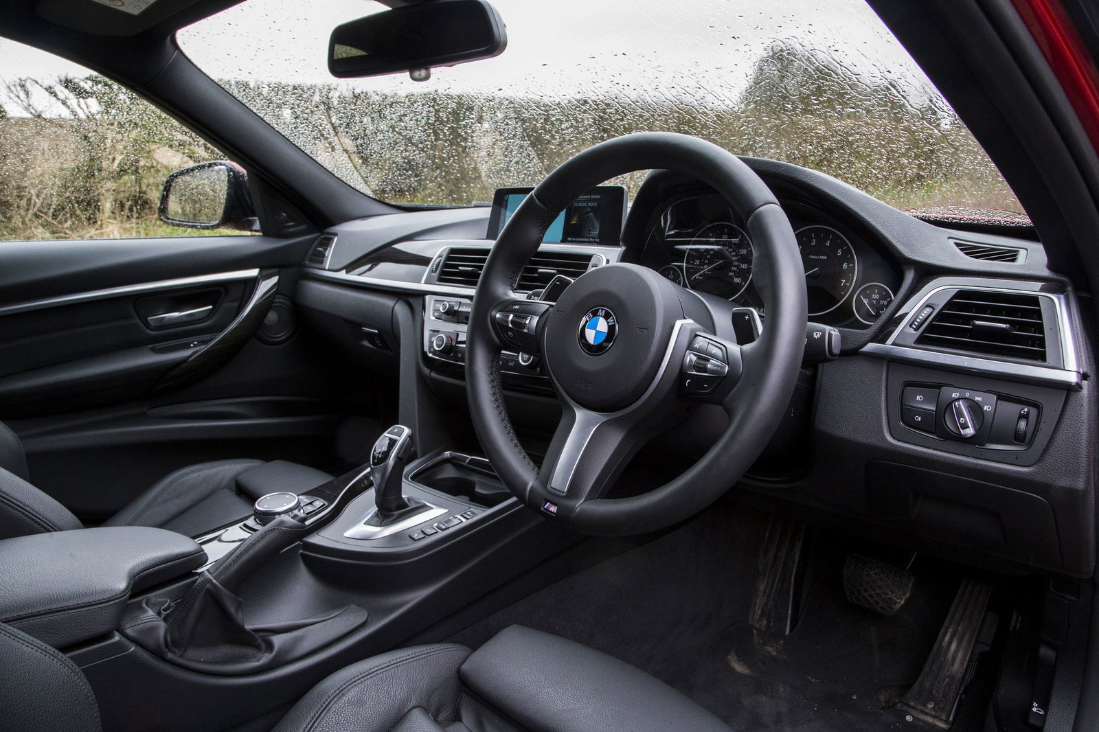 Jaguar XE S Vs BMW 340i: Has The 3-Series Finally Been Beaten?