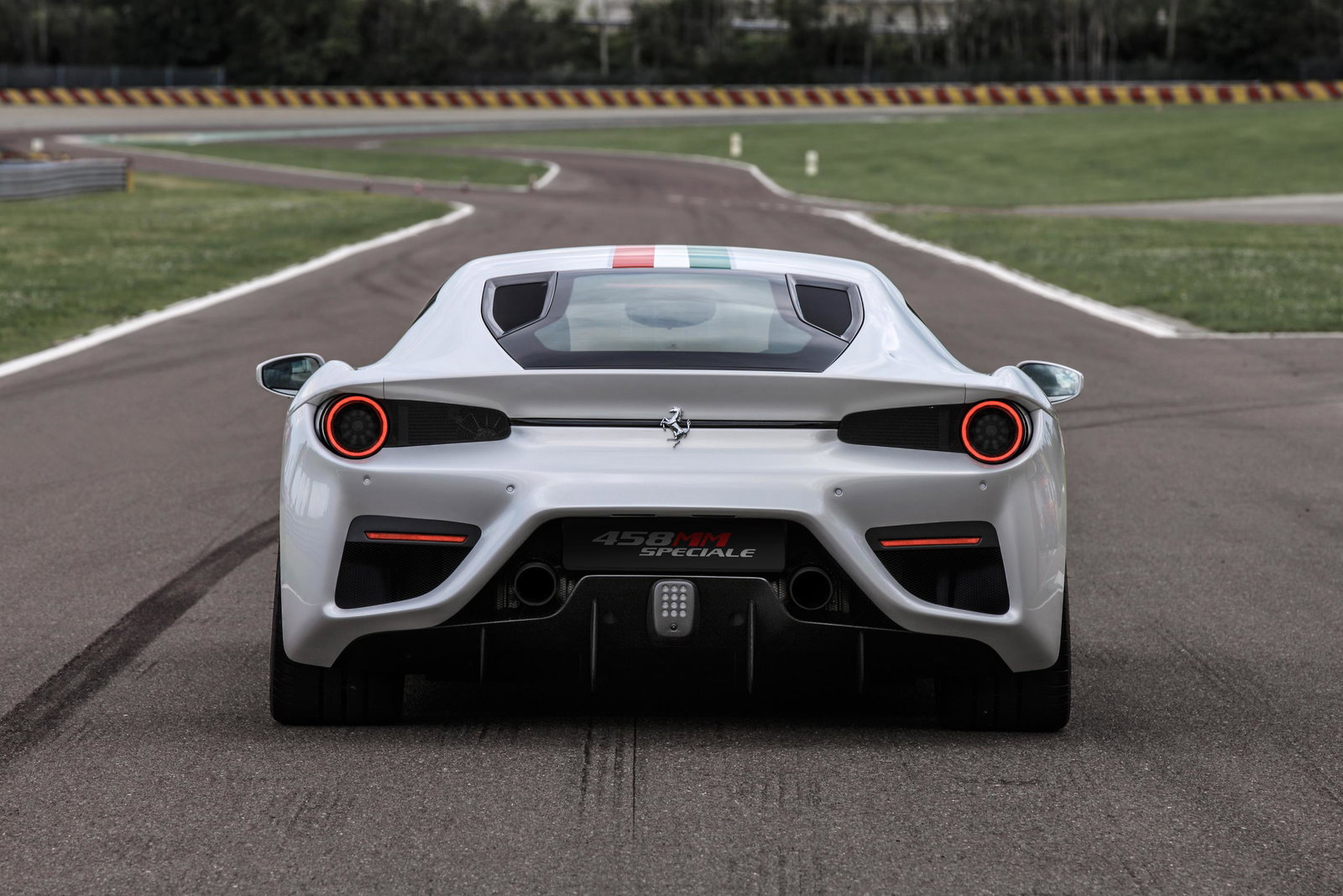 The Ferrari 458 MM Speciale Is A GTO-Inspired One-Off That'll Make You Lose Your Mind