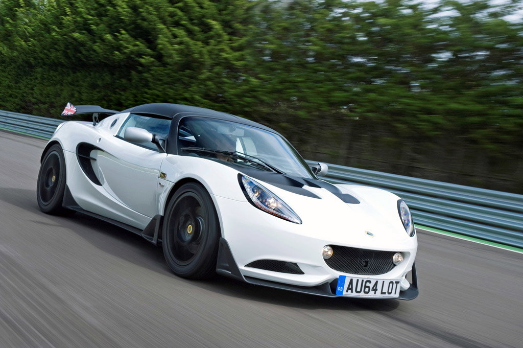 14 Amazing Car GIFs You'll Watch Over And Over Again 